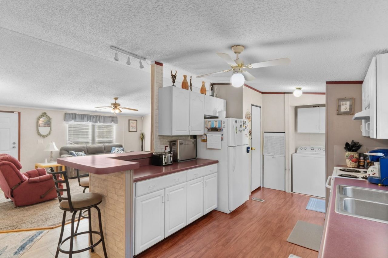 881 Rowe Pond Rd. Photo 6