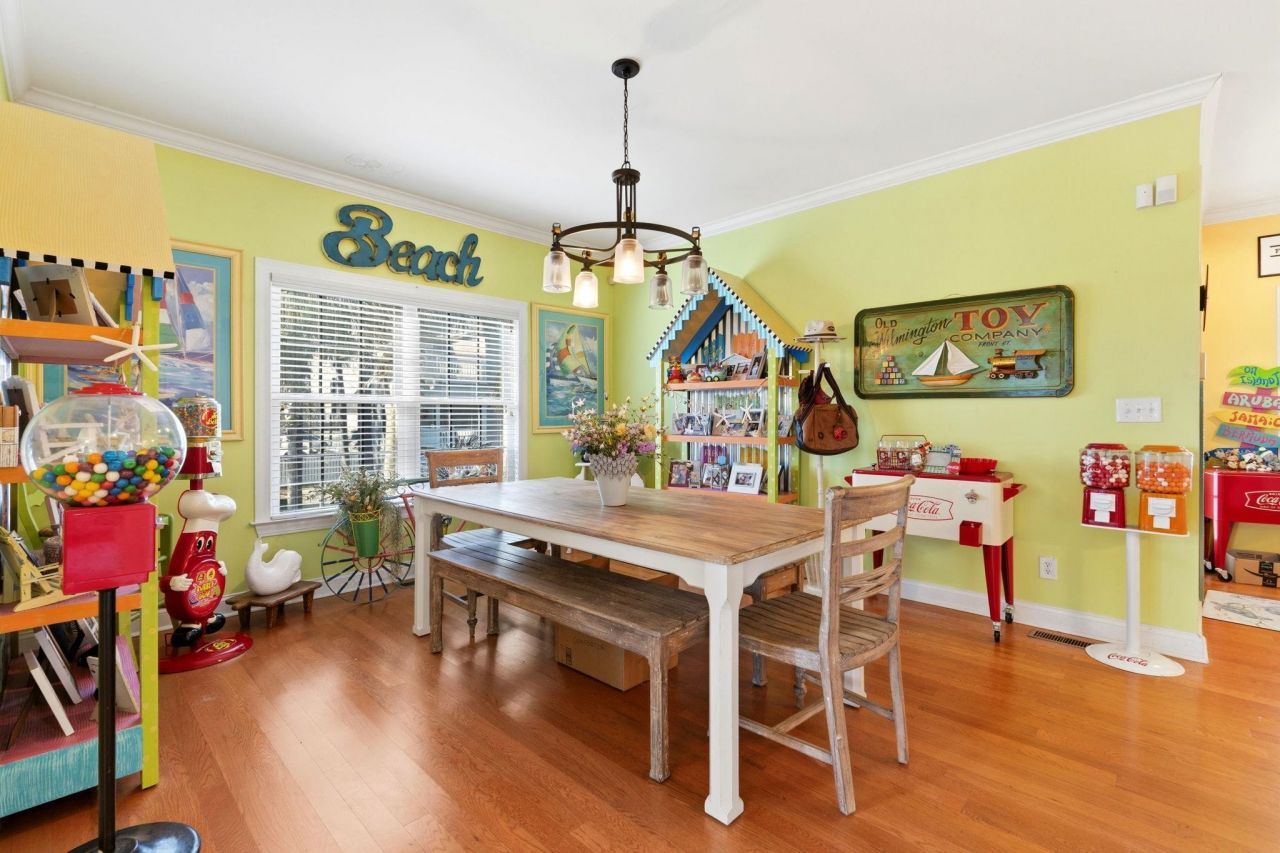 611 South Palmetto Way Photo 14