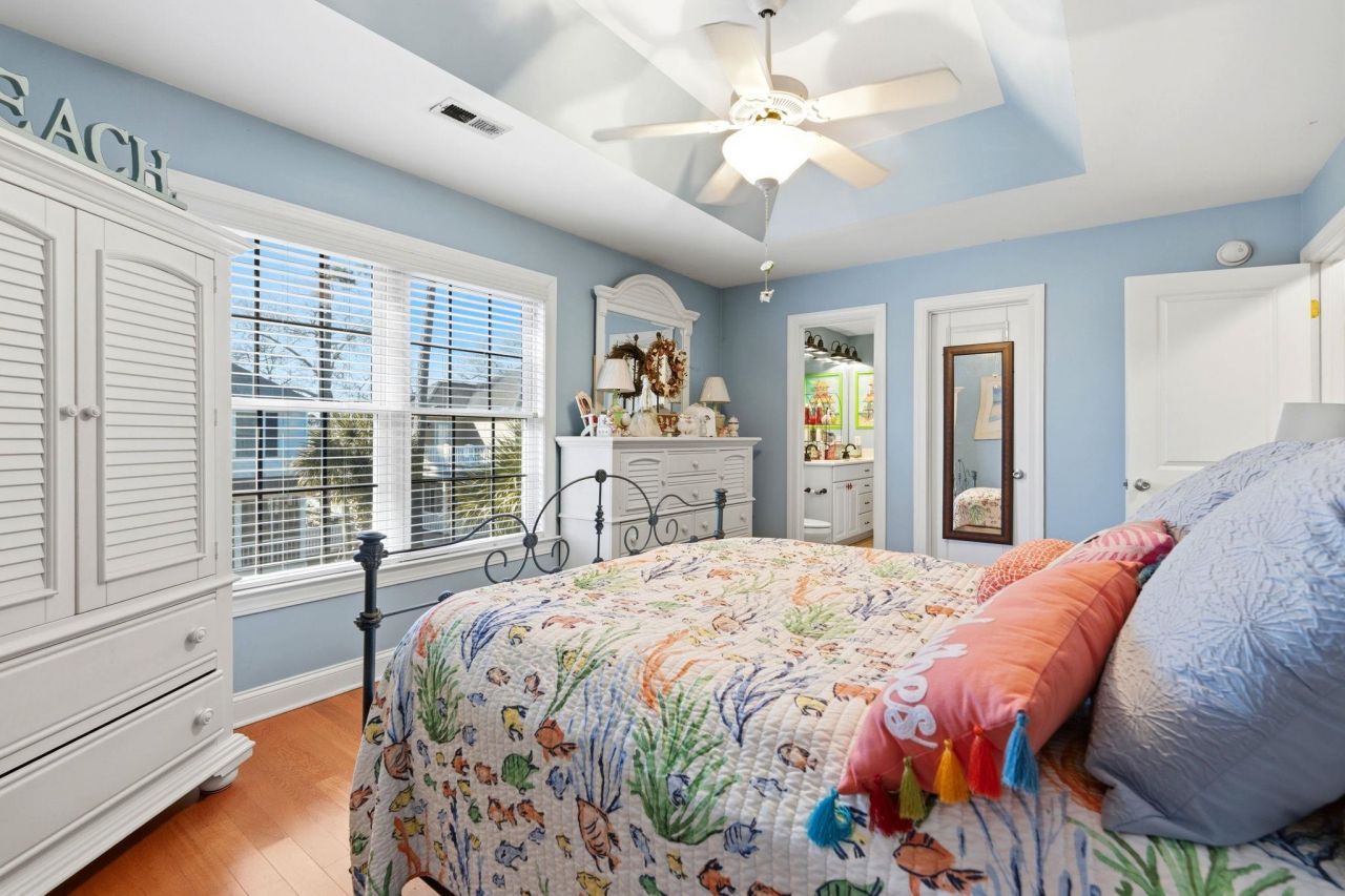 611 South Palmetto Way Photo 23