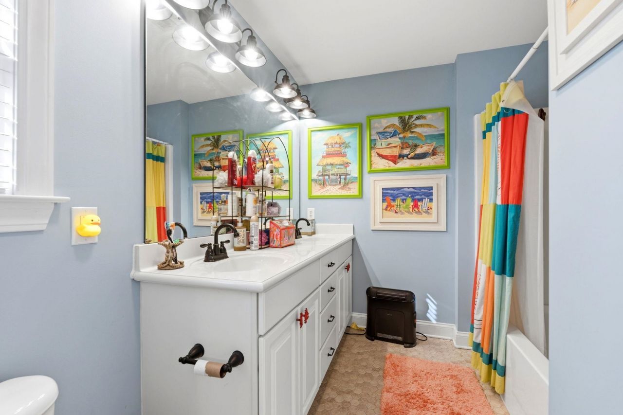 611 South Palmetto Way Photo 24