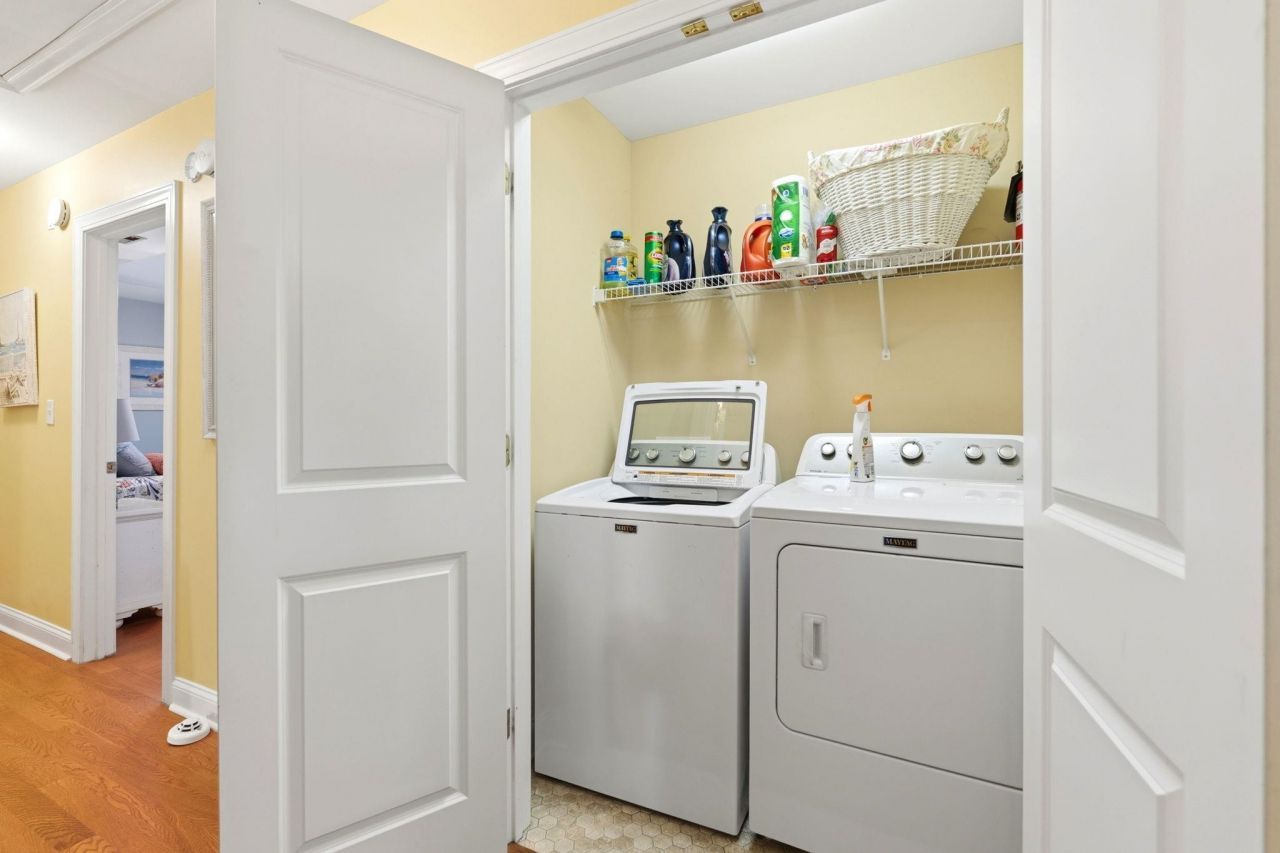 611 South Palmetto Way Photo 28