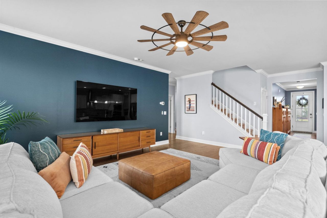 2659 Stellar Loop Photo 10