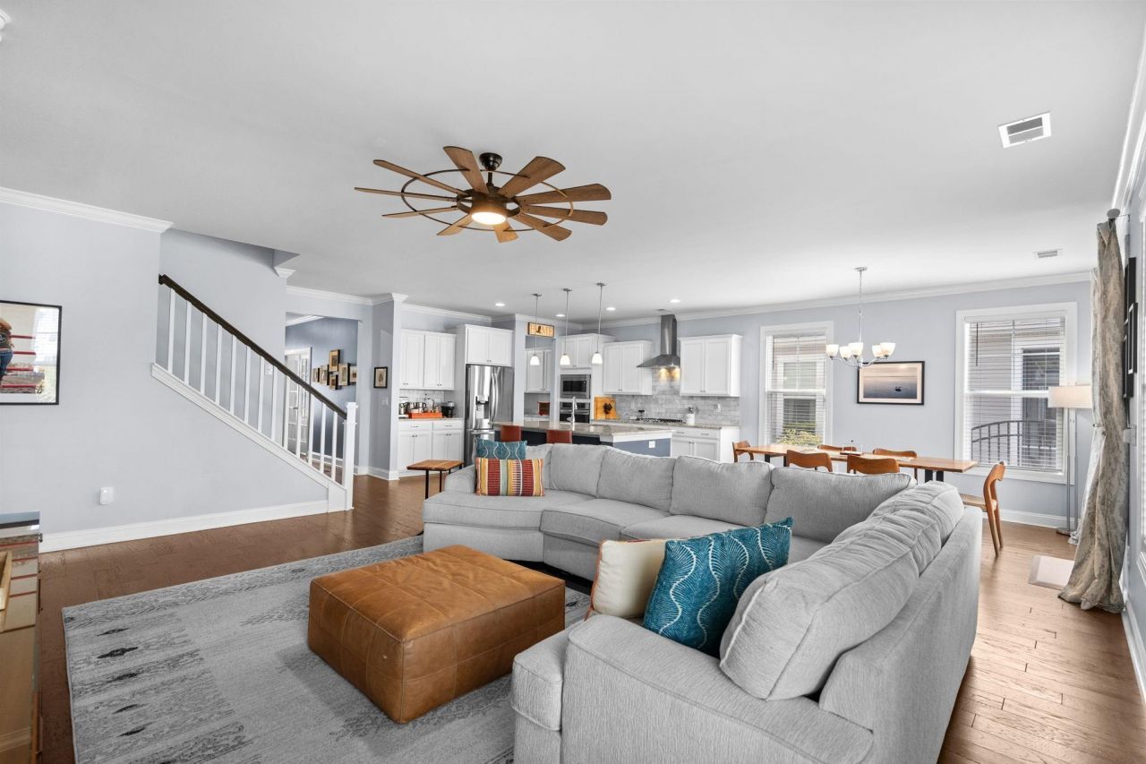 2659 Stellar Loop Photo 11