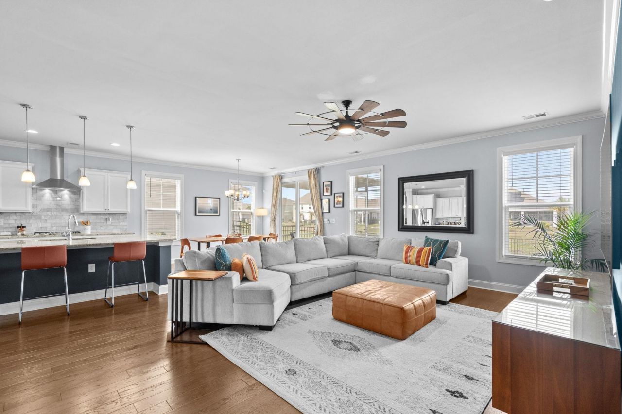 2659 Stellar Loop Photo 9