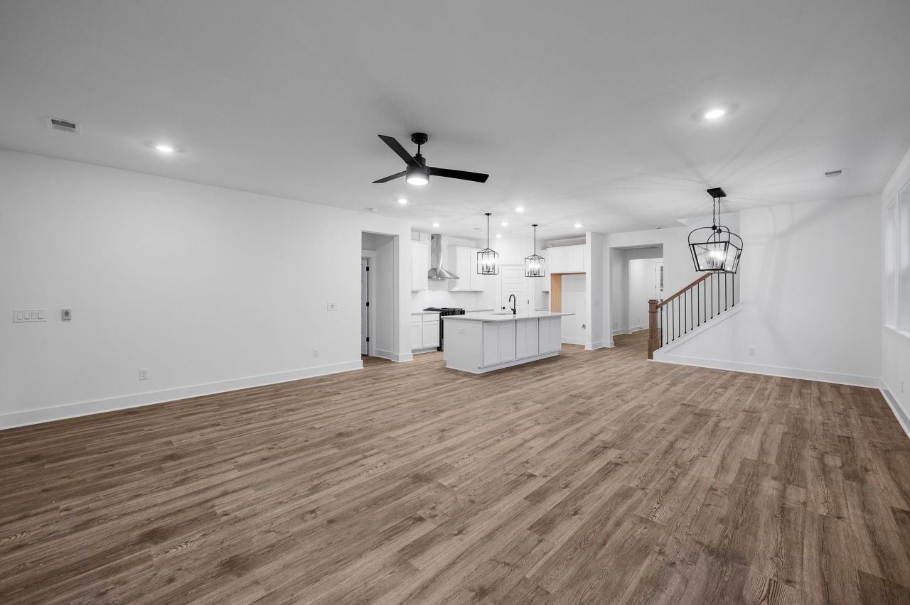 4950 Huckleberry Ln. Photo 12