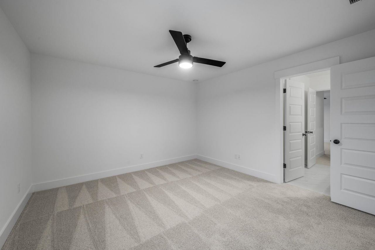 4950 Huckleberry Ln. Photo 25