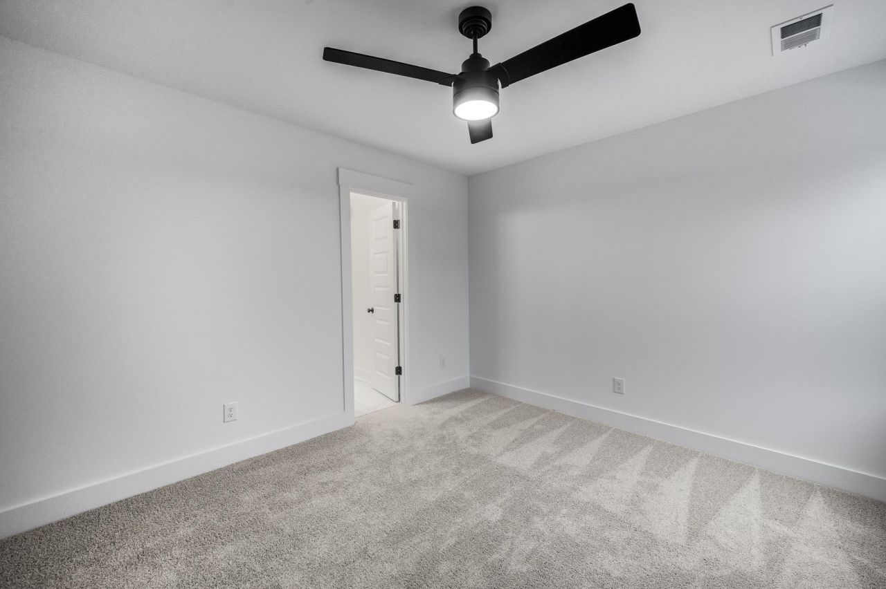 4950 Huckleberry Ln. Photo 31