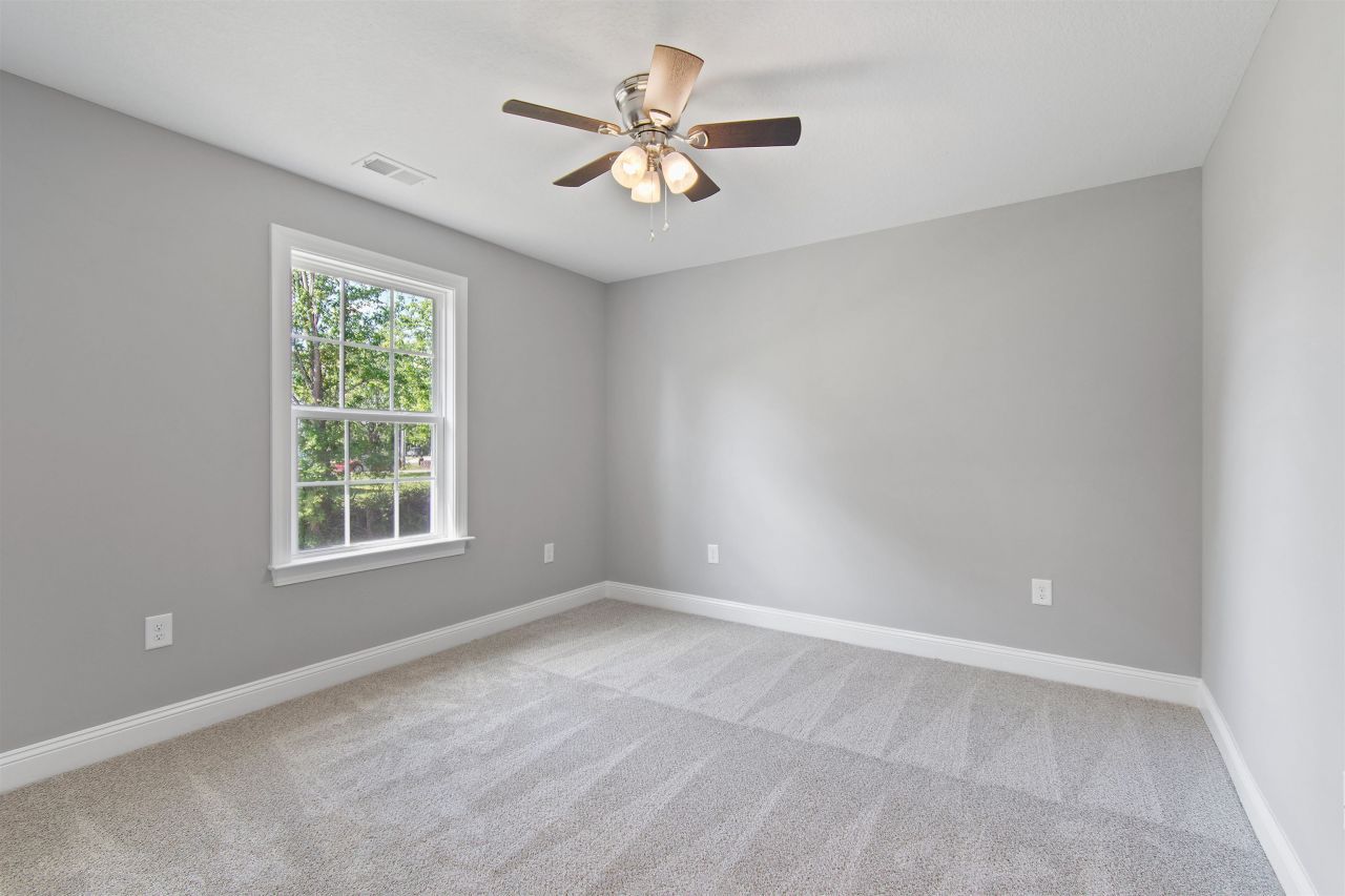 1800 Nichols Hwy.  Photo 27