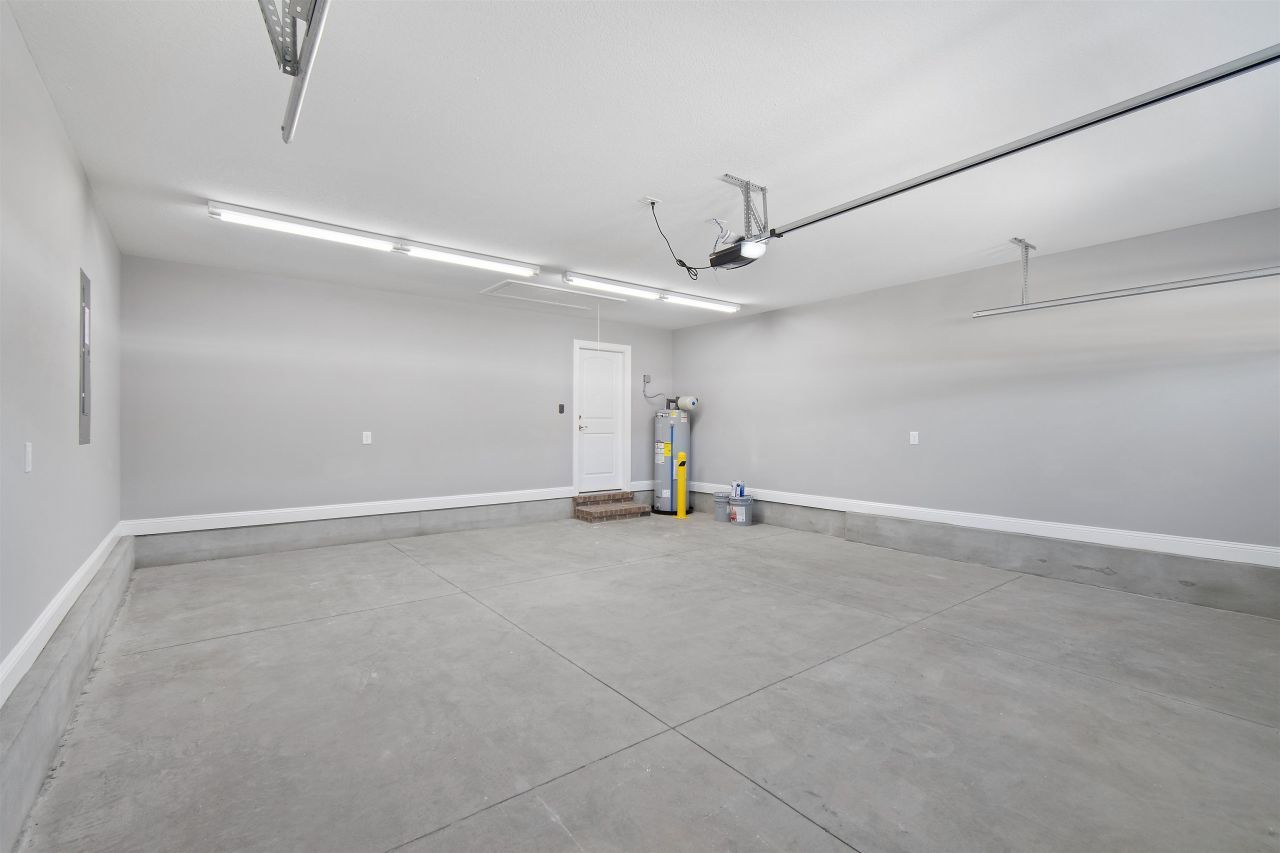 1800 Nichols Hwy.  Photo 31