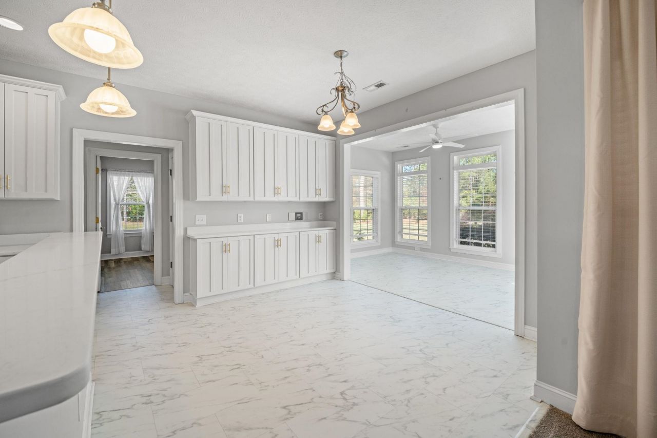 266 Laurel Bay Dr. Photo 11