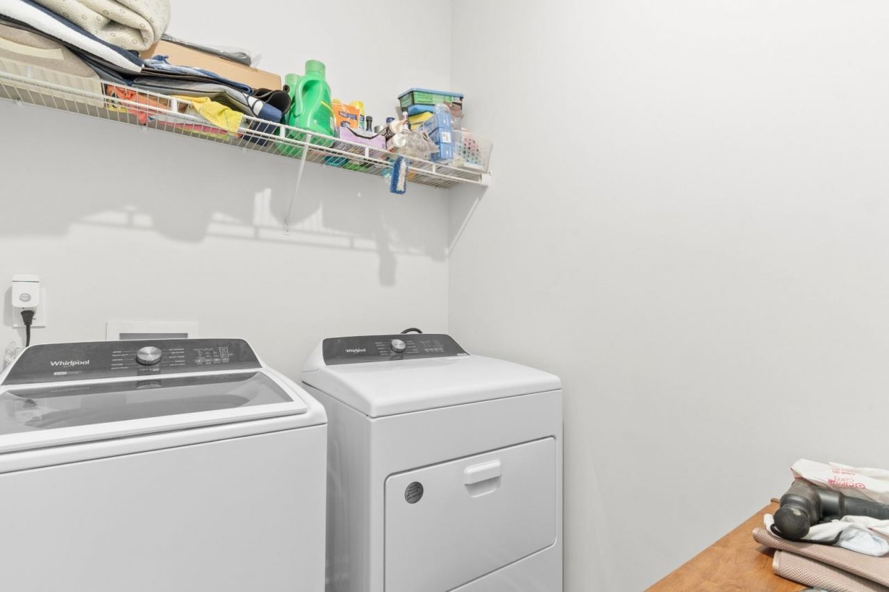 655 Rycola Circle Photo 23