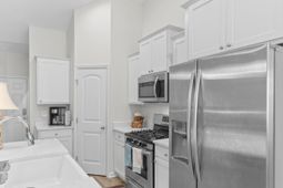 655 Rycola Circle photo 4