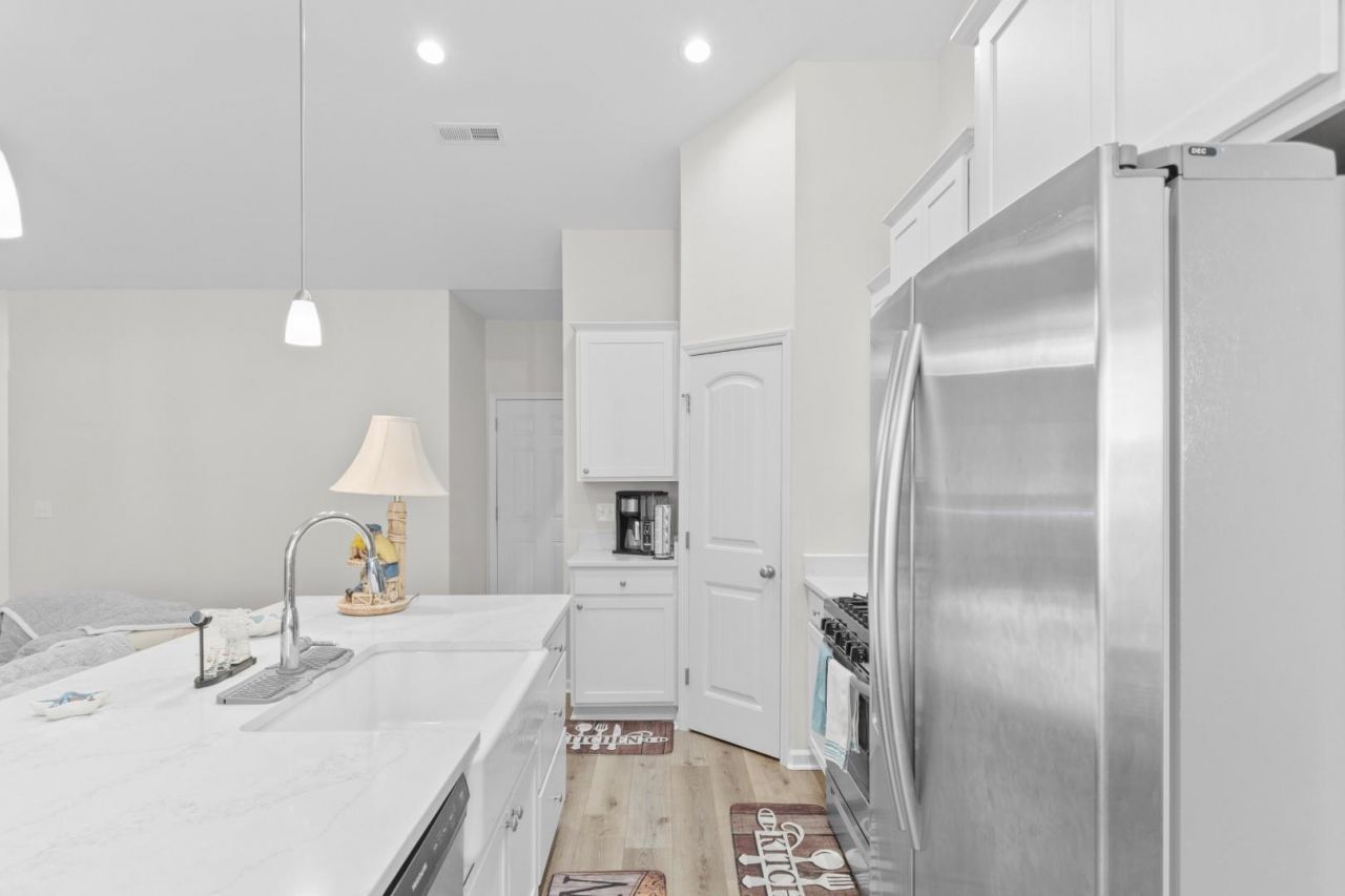 655 Rycola Circle Photo 6