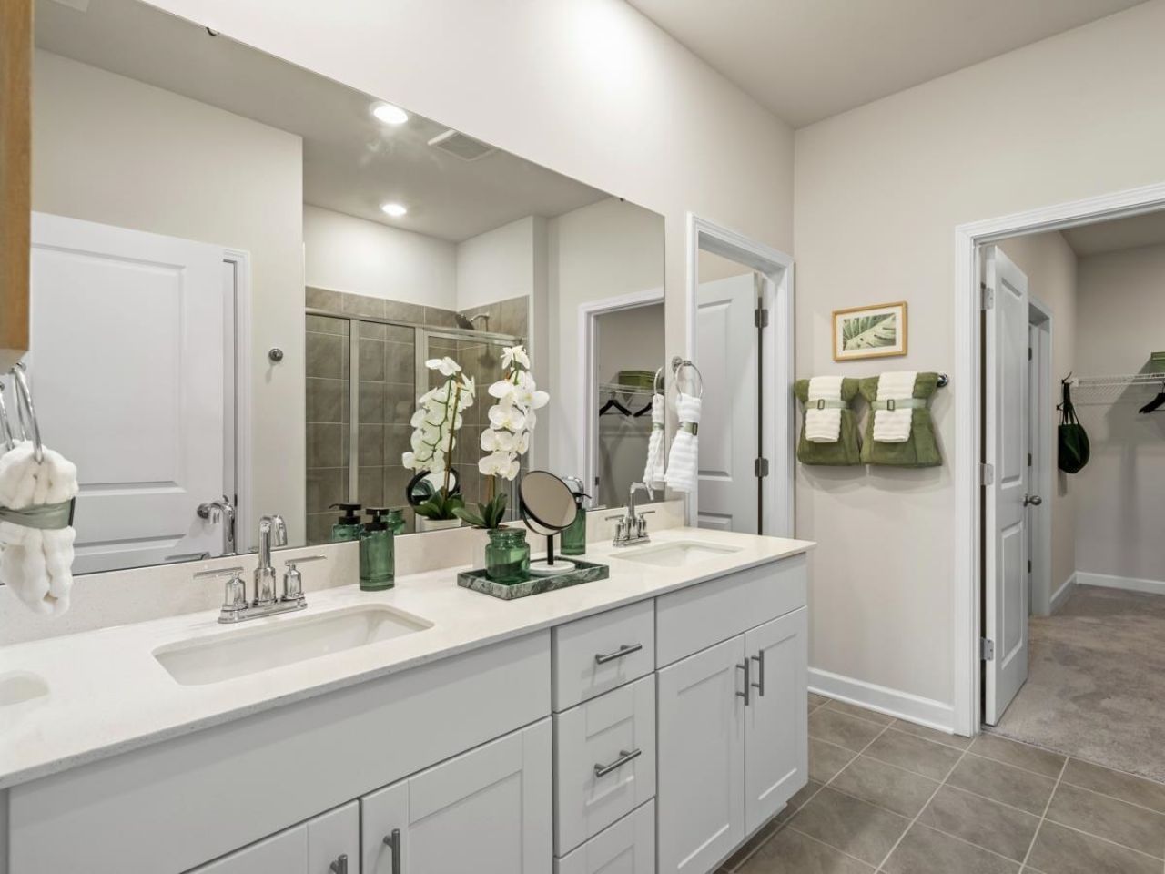 8216 Essence Dr. Photo 10