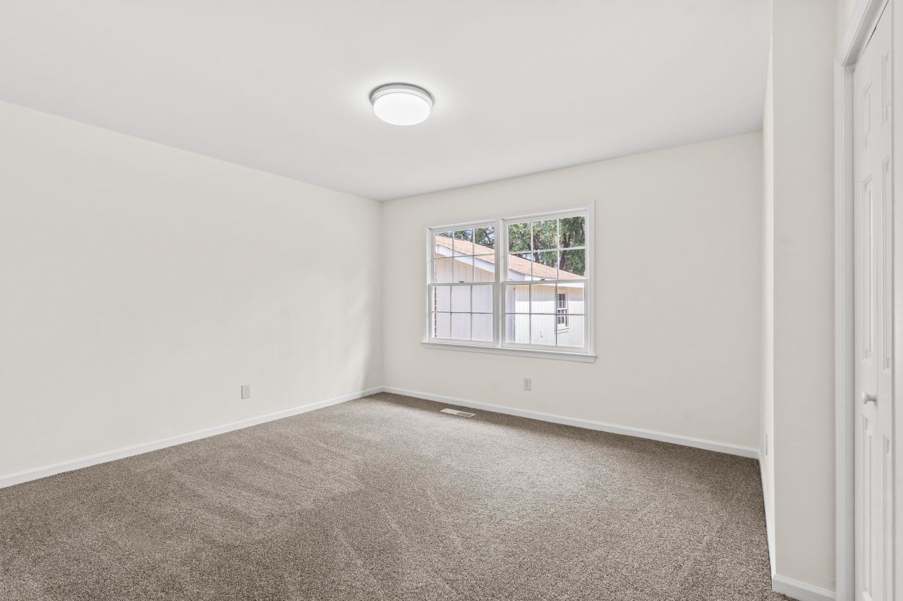 83 Pond St.  Photo 14