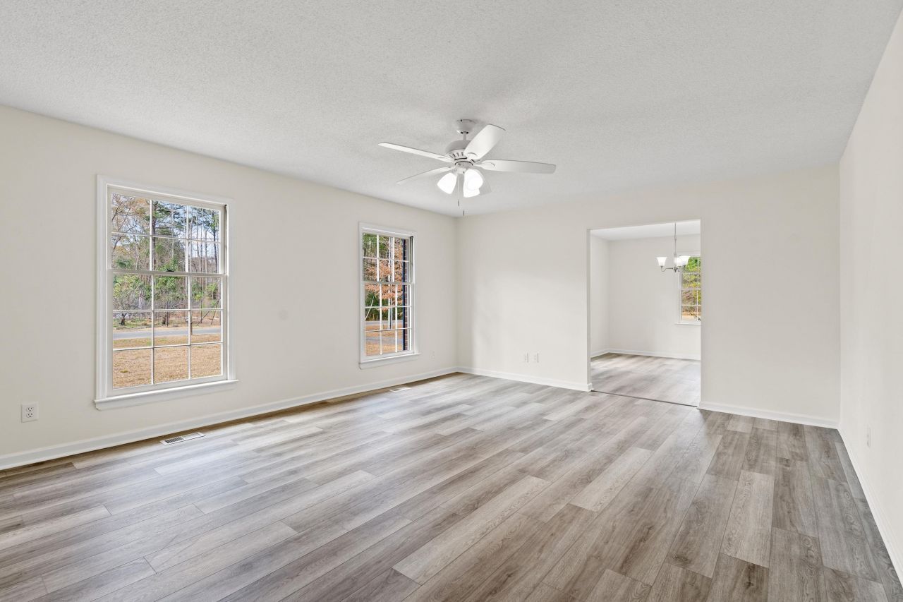 83 Pond St.  Photo 4