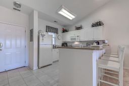 601 Hillside Dr. photo 4