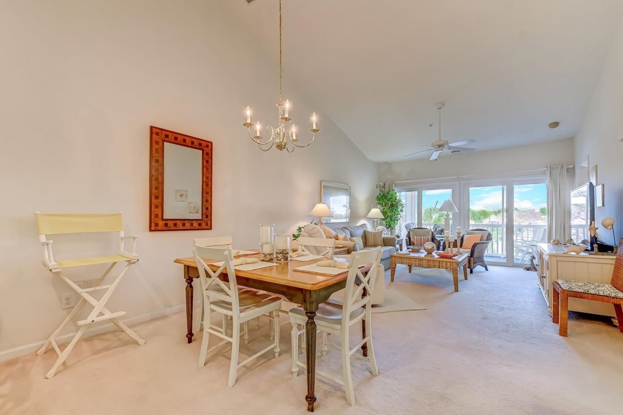 601 Hillside Dr. Photo 7