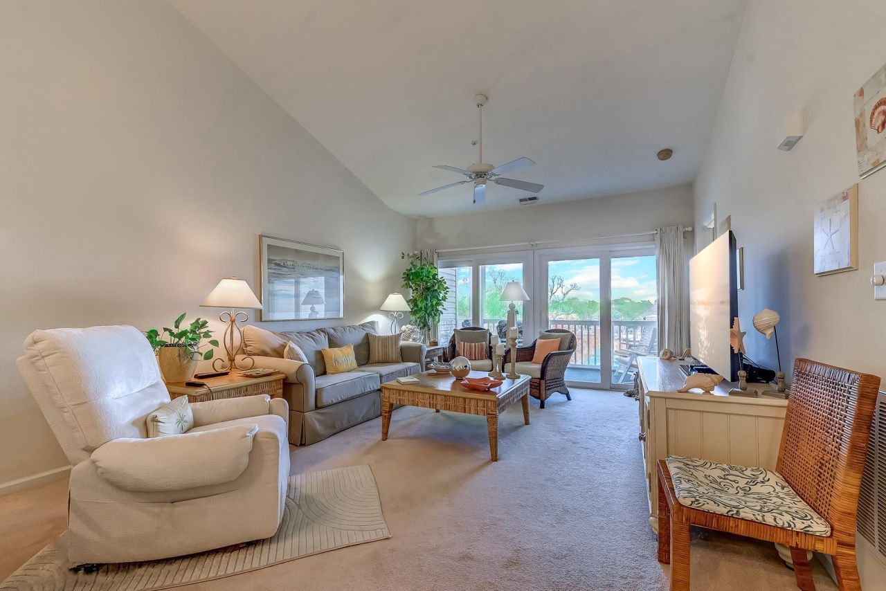 601 Hillside Dr. Photo 8