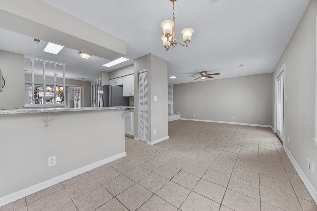 522 Plantation Dr. Photo 14