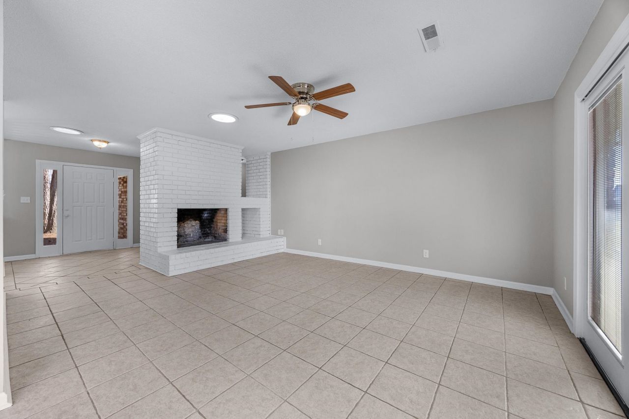 522 Plantation Dr. Photo 15