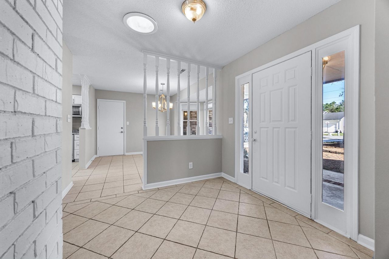 522 Plantation Dr. Photo 4