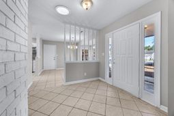 522 Plantation Dr. photo 4