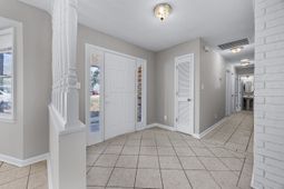 522 Plantation Dr. photo 4