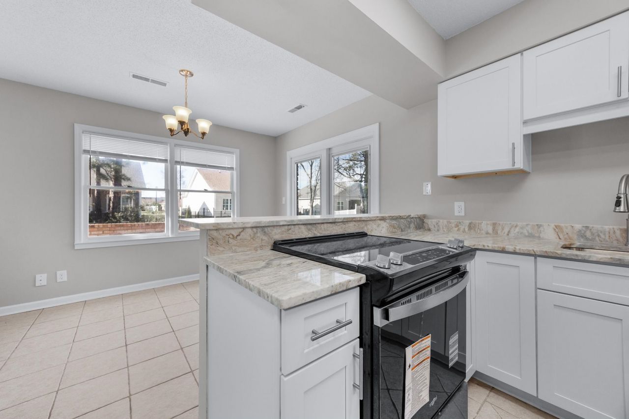 522 Plantation Dr. Photo 9