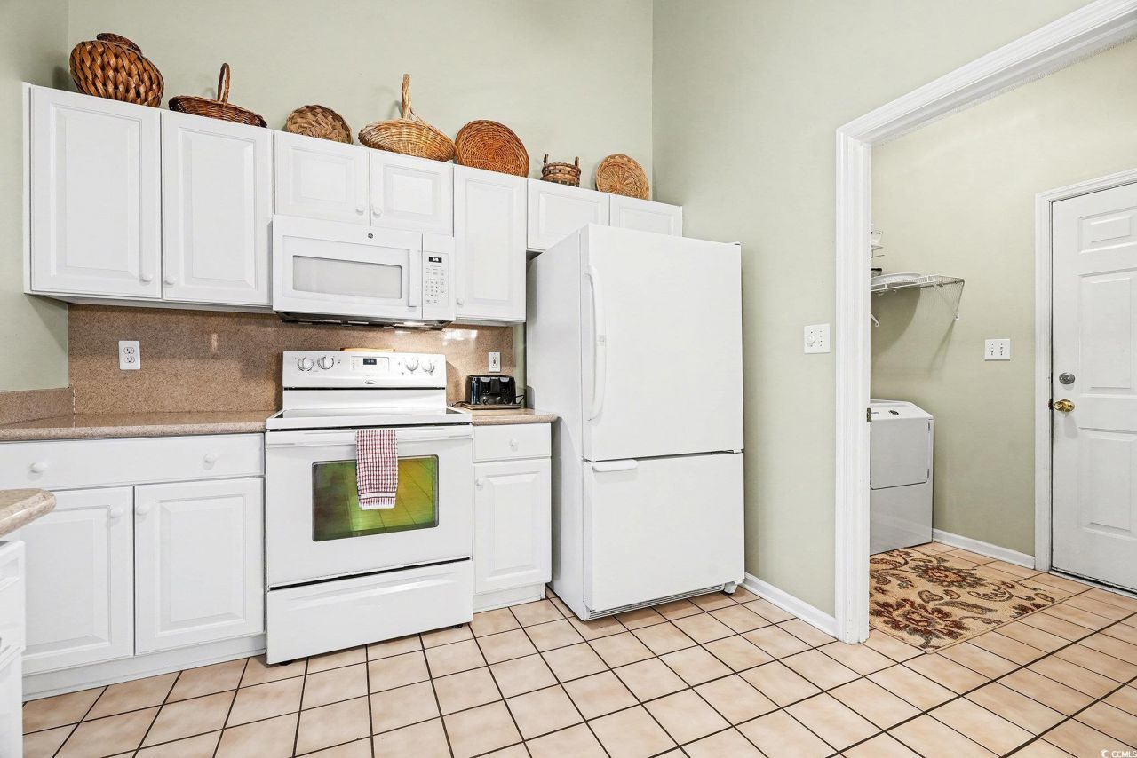 1650 Sedgefield Dr. Photo 12