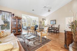 1650 Sedgefield Dr. photo 4