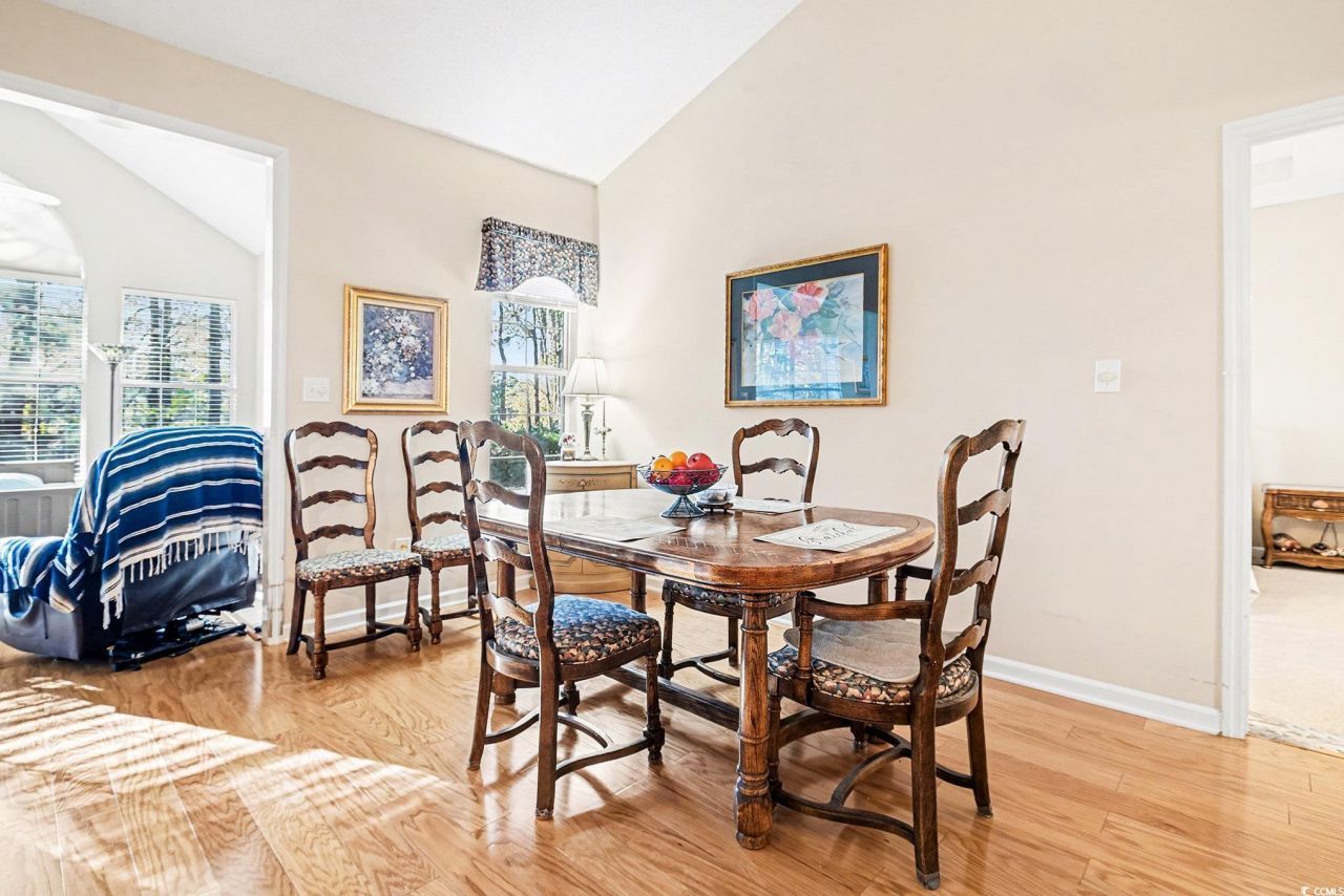 1650 Sedgefield Dr. Photo 9