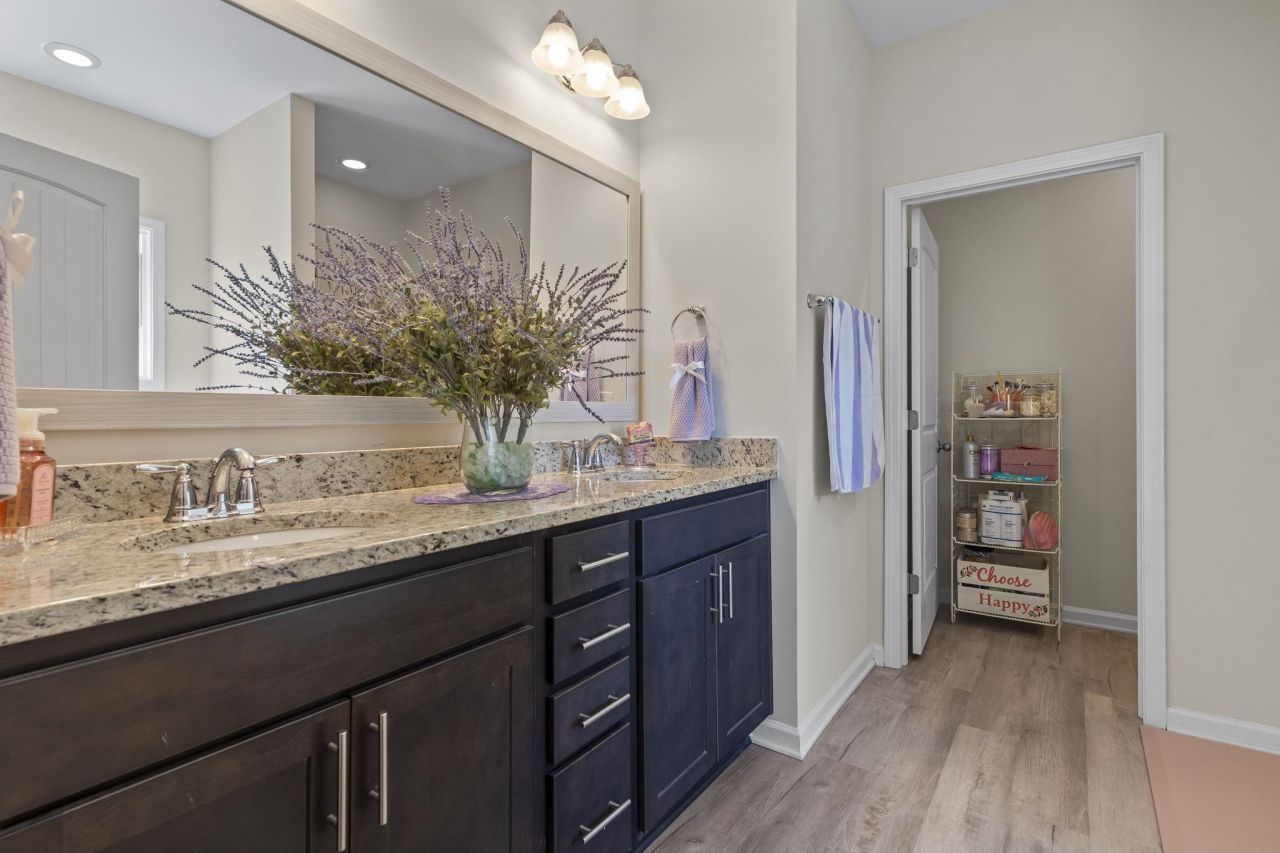 232 Red Maple Loop Photo 12