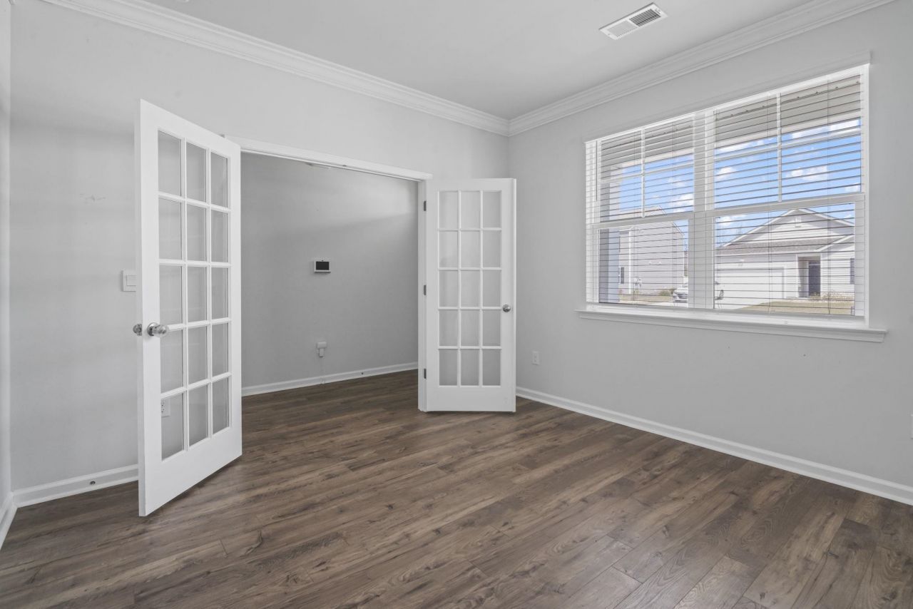 543 Meadowgrass Ct. Photo 16