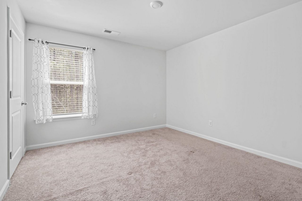 543 Meadowgrass Ct. Photo 26