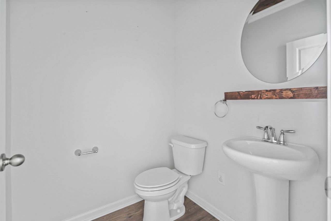 543 Meadowgrass Ct. Photo 28