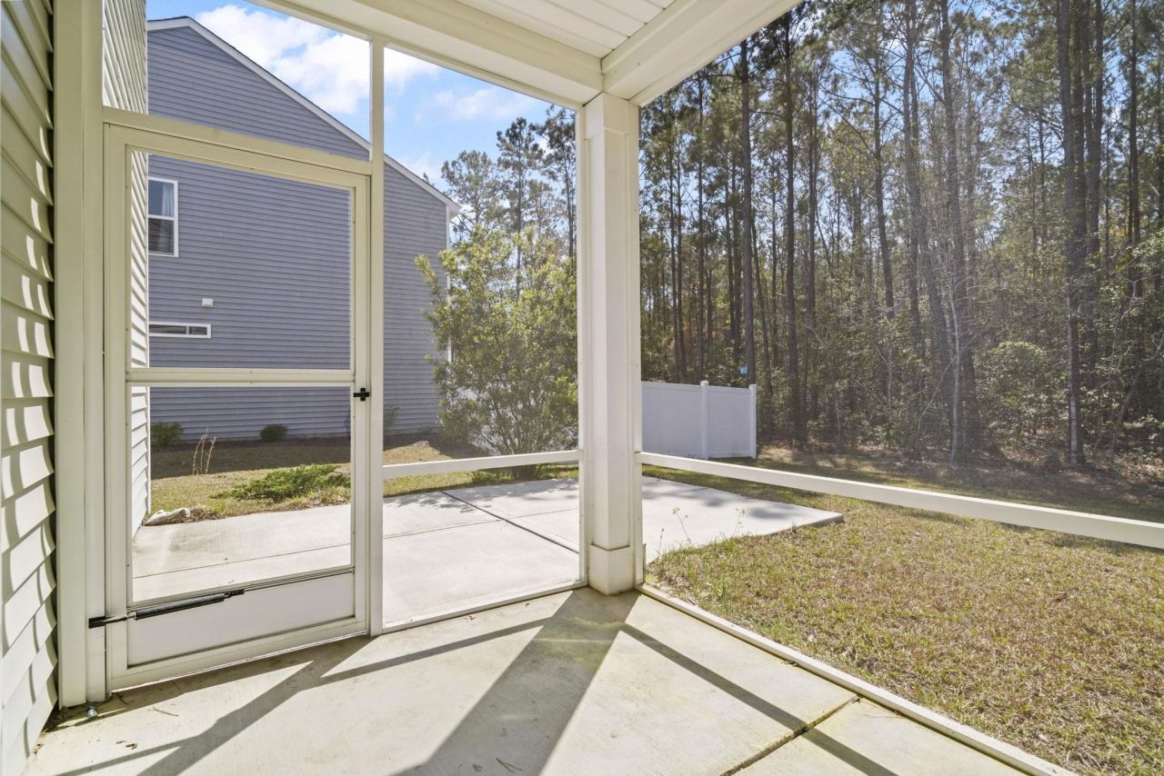 543 Meadowgrass Ct. Photo 5