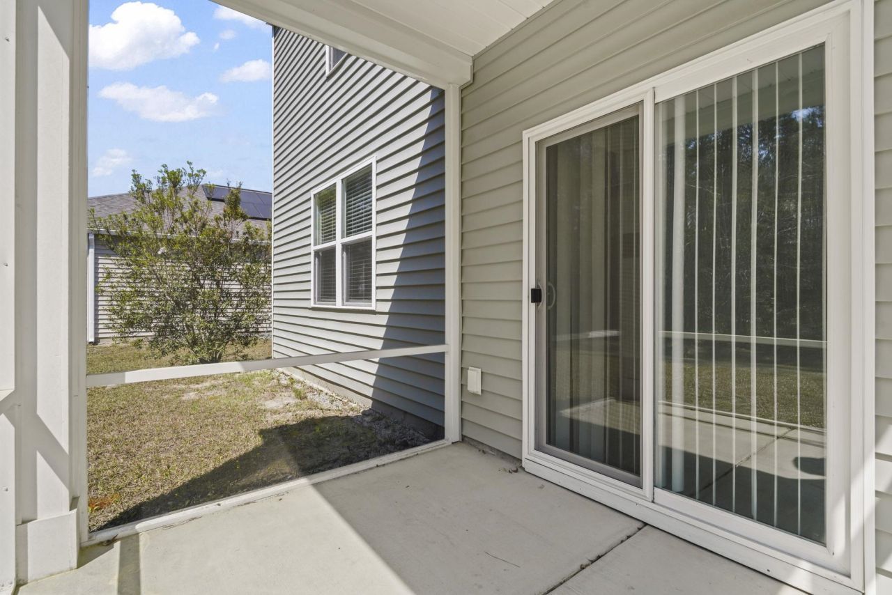 543 Meadowgrass Ct. Photo 6