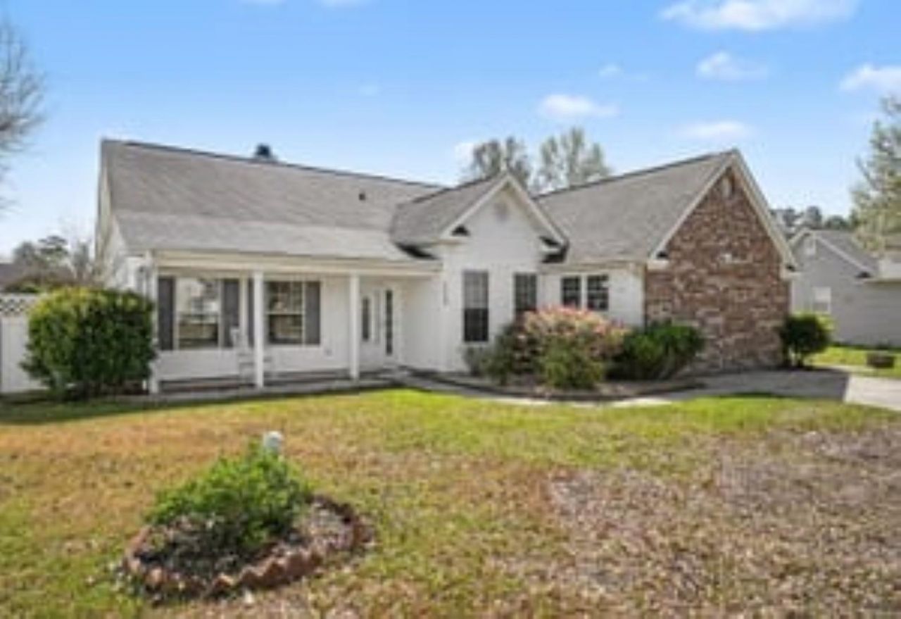 2620 Holmes Ct. S Photo 24