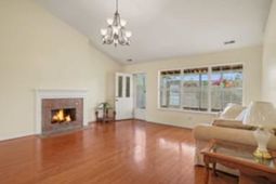 2620 Holmes Ct. S photo 4