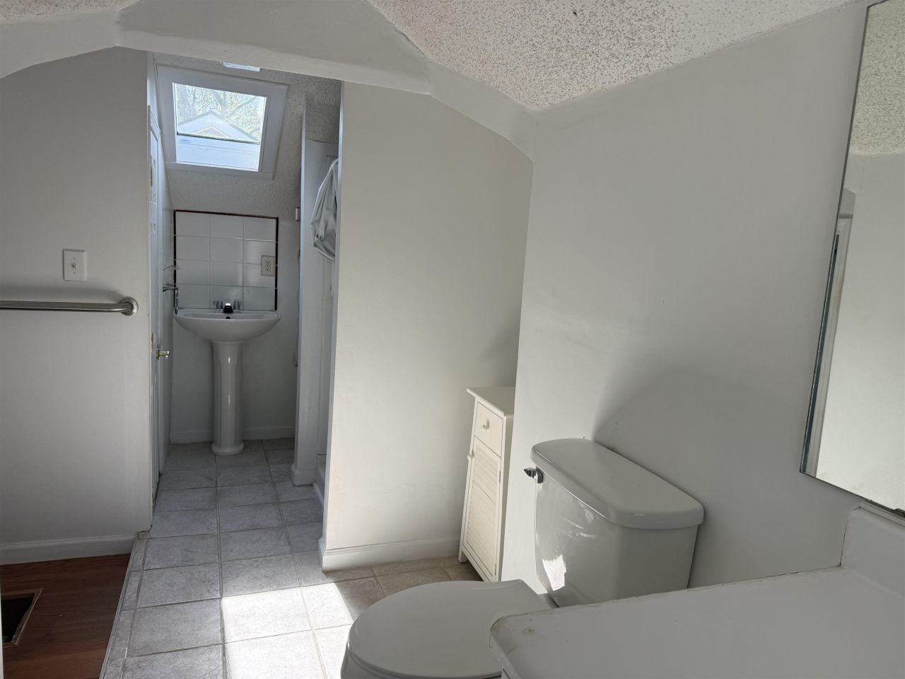 9590 Kings Rd. Photo 14