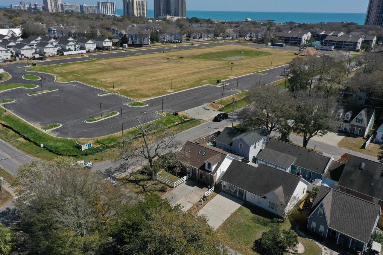 9590 Kings Rd. Photo 17