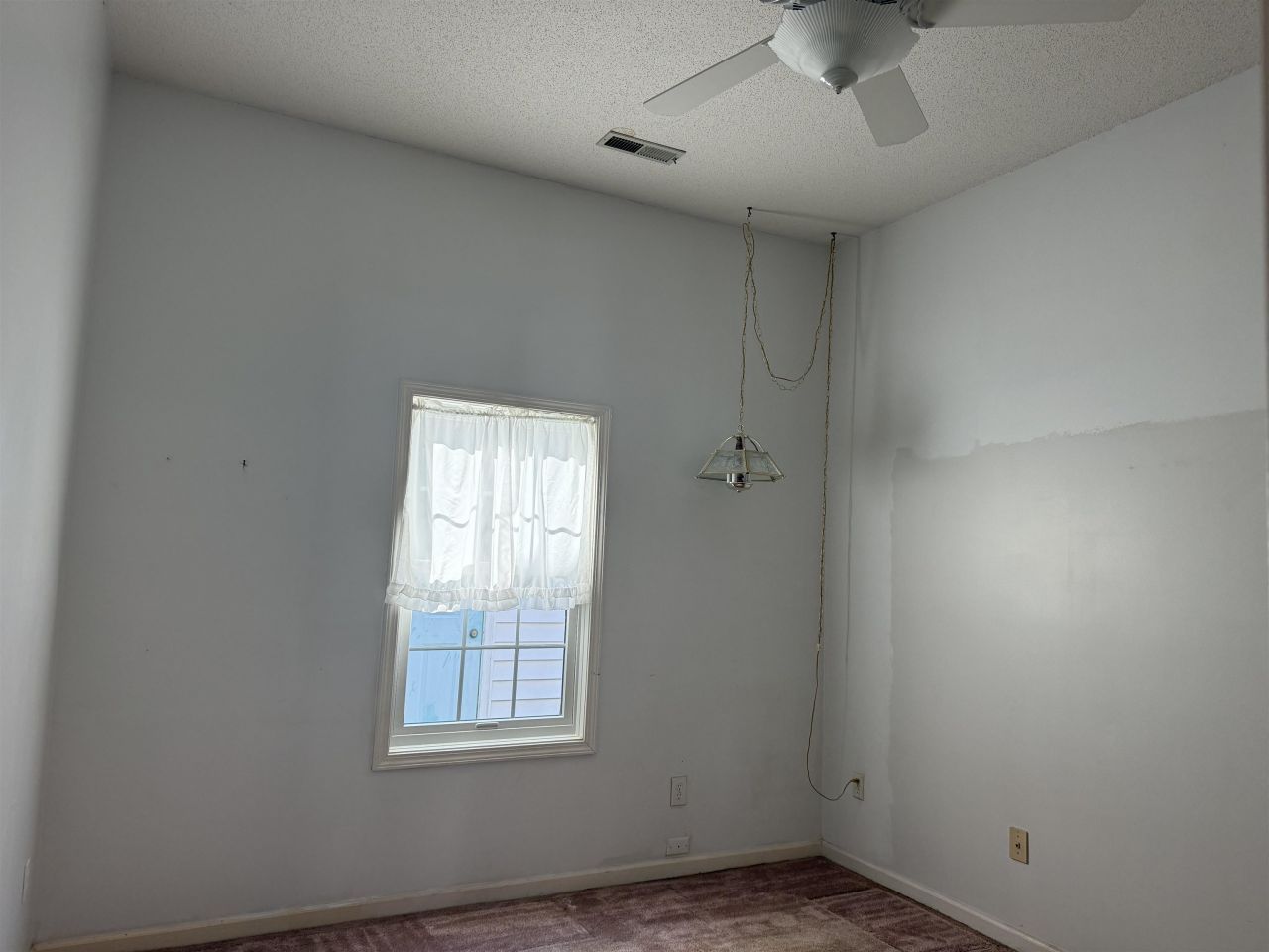 9590 Kings Rd. Photo 5