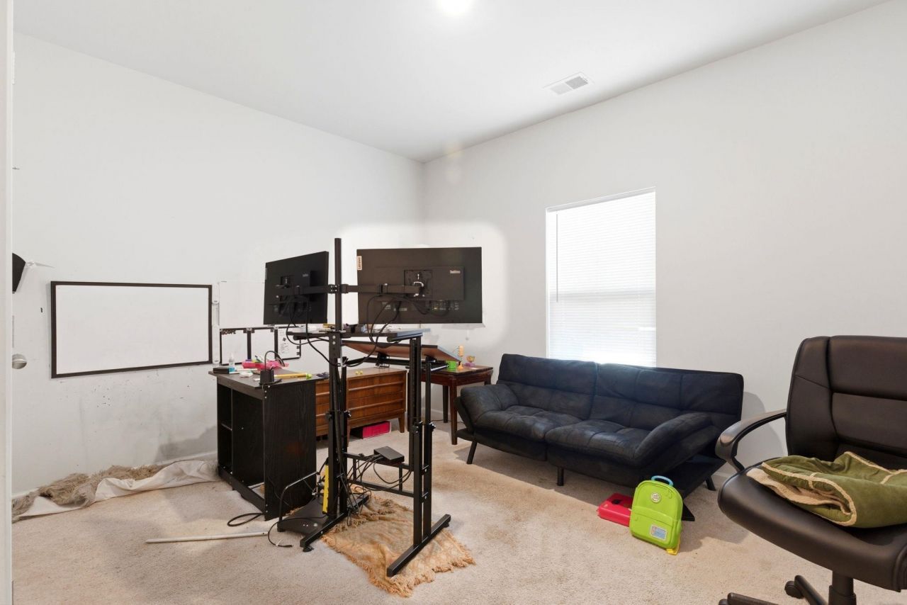 723 Joywood Dr. Photo 20