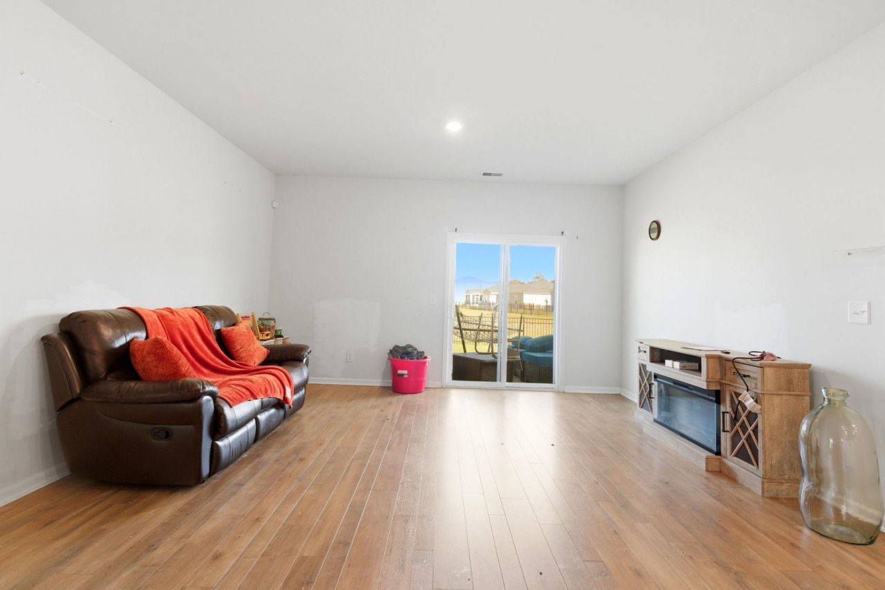 723 Joywood Dr. Photo 9