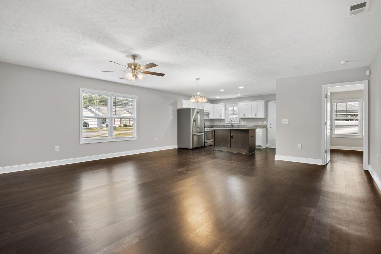 3124 Slade Dr. Photo 16