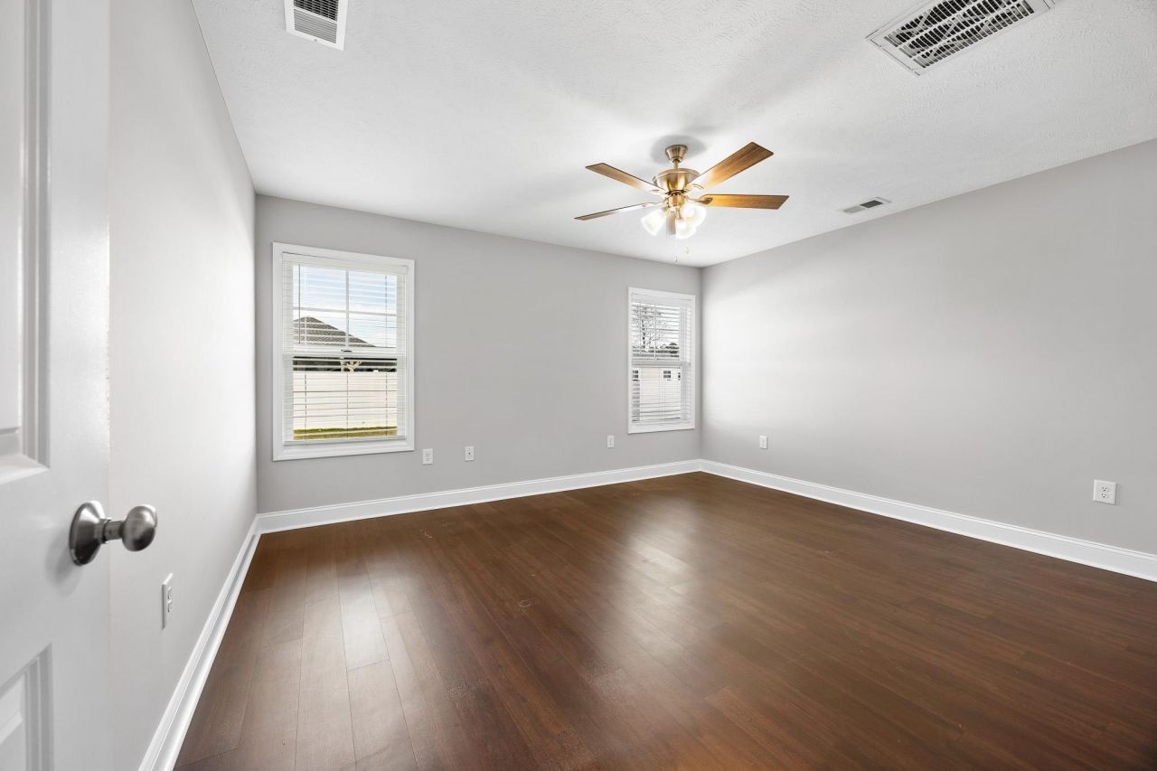 3124 Slade Dr. Photo 18