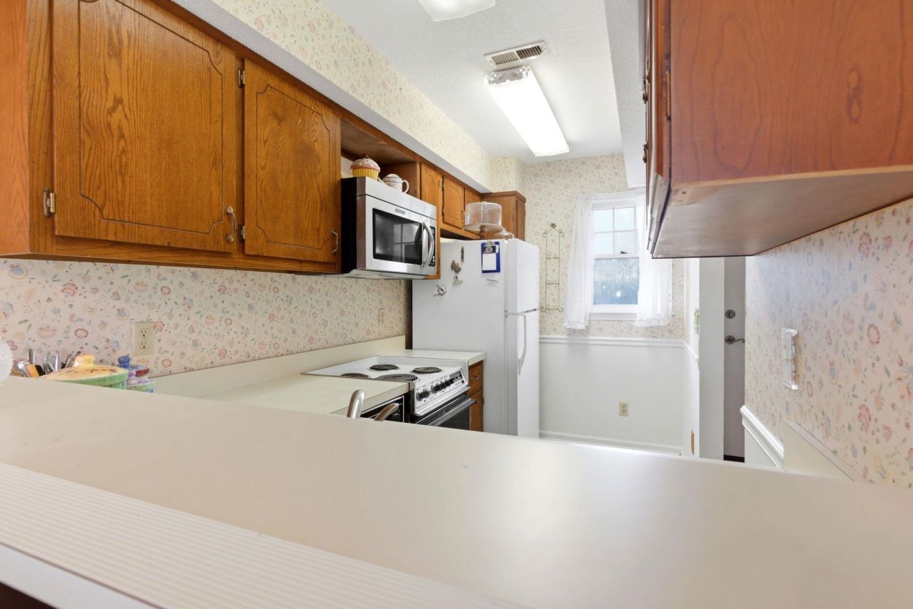 2309 Withers Dr.  Photo 8