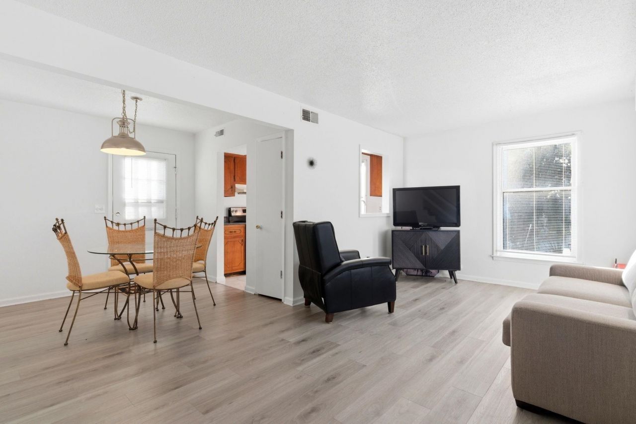 2309 Withers Dr.  Photo 6