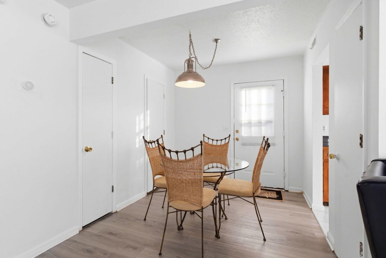 2309 Withers Dr.  Photo 8